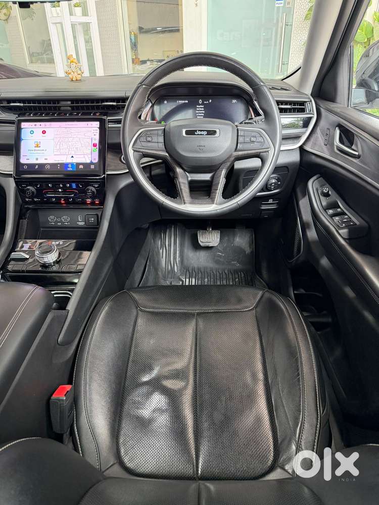 Jeep Grand Cherokee Limited (o) 4x4 At, 2023, Petrol