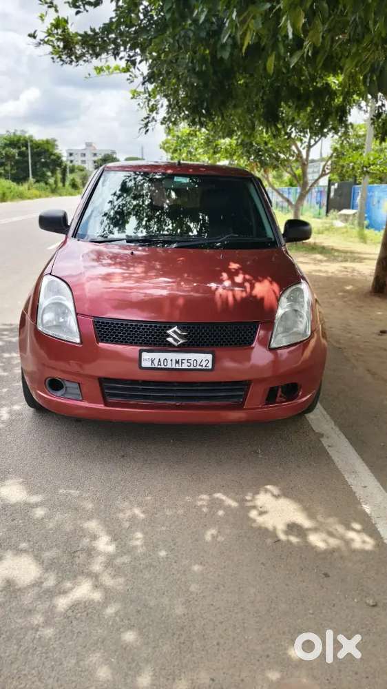 Maruti Suzuki Swift Lxi 2010
