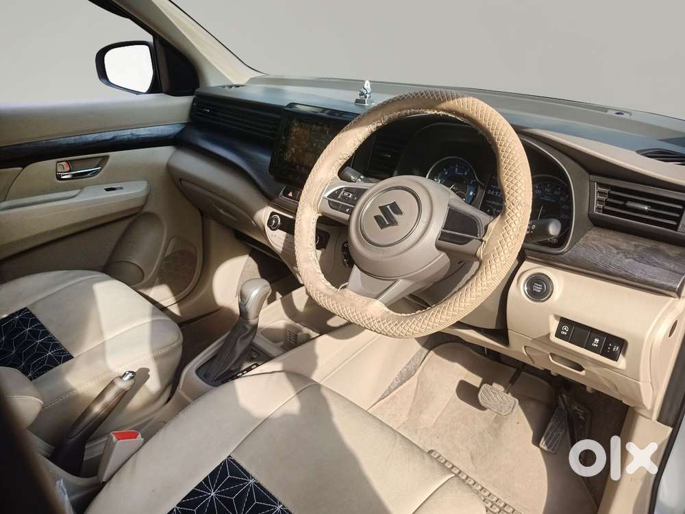 Maruti Suzuki Ertiga Zxi At, 2022, Petrol