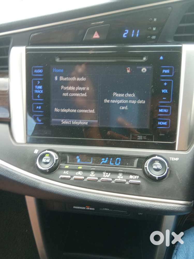 Toyota Innova Crysta 2.8 Z, 2016, Diesel