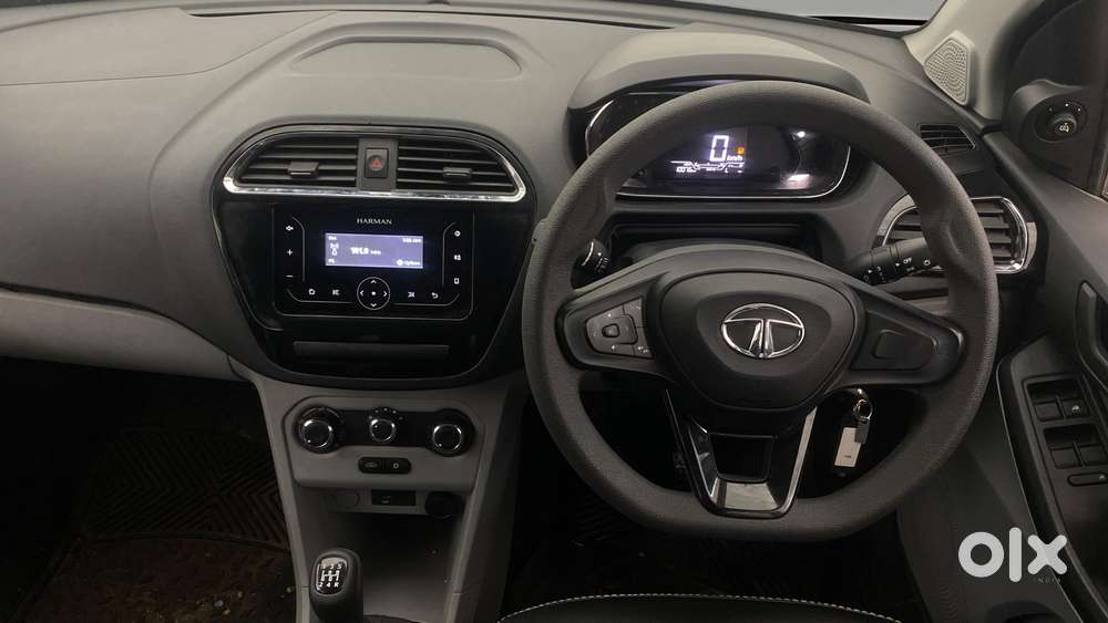 Tata Tiago 1.2 Revotron Xt, 2022, Petrol