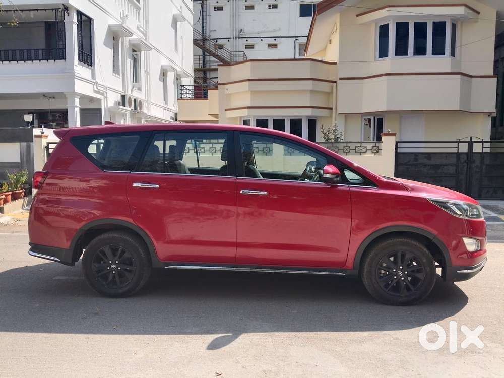 Toyota Innova Crysta Touring Sport 2.4 Mt, 2017, Diesel