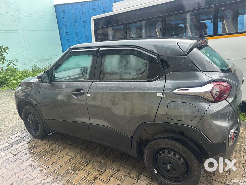 Tata Punch Petrol Manual 2024