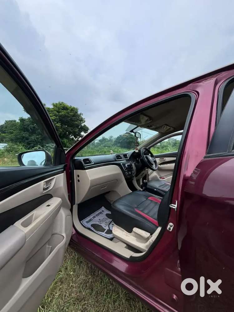 Maruti Suzuki Ciaz 2015 Variant Year