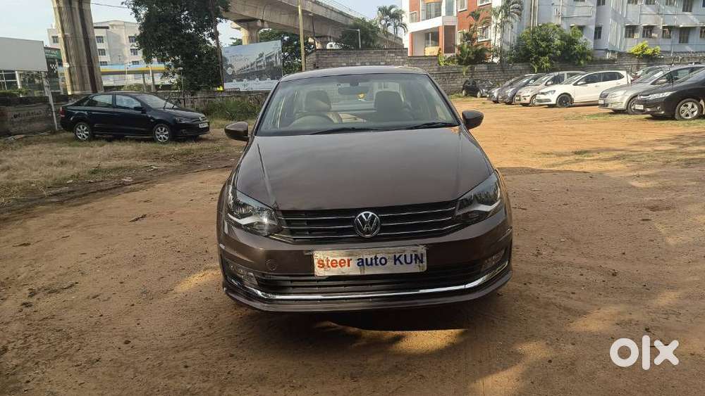 Volkswagen Vento 1.2 TSI Highline AT, 2016, Petrol