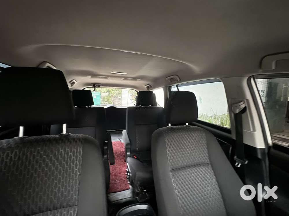 Toyota Innova Crysta 2.4 Gx Limited Edition At 7 Str, 2022, Diesel
