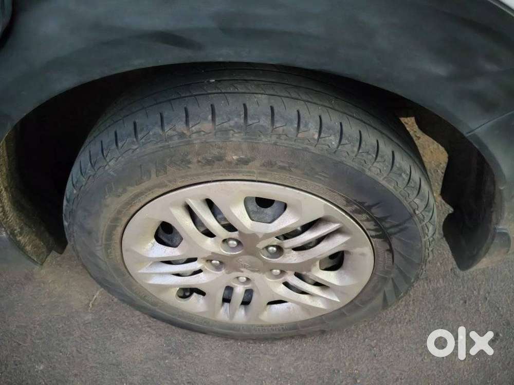Kia Carens 1.4 Premium 7 Str, 2023, Petrol