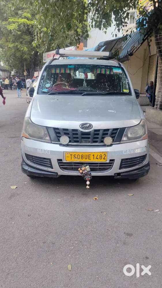 Mahindra Xylo 2.2 H8 2025