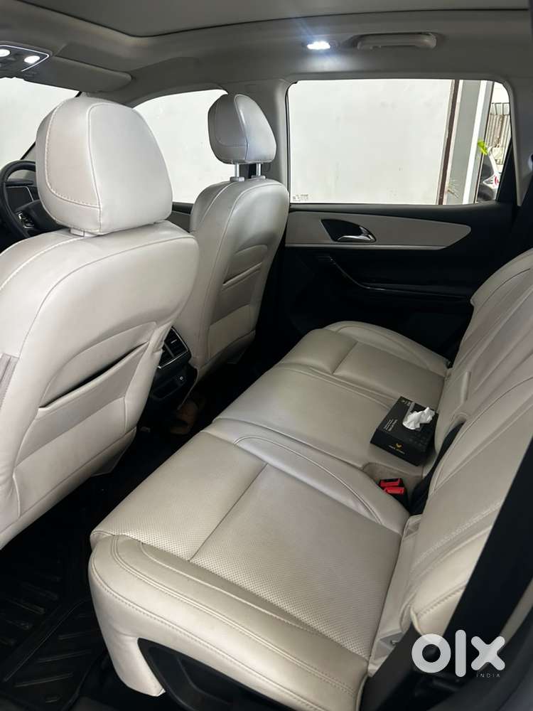 Mahindra Xuv700 Diesel 2025
