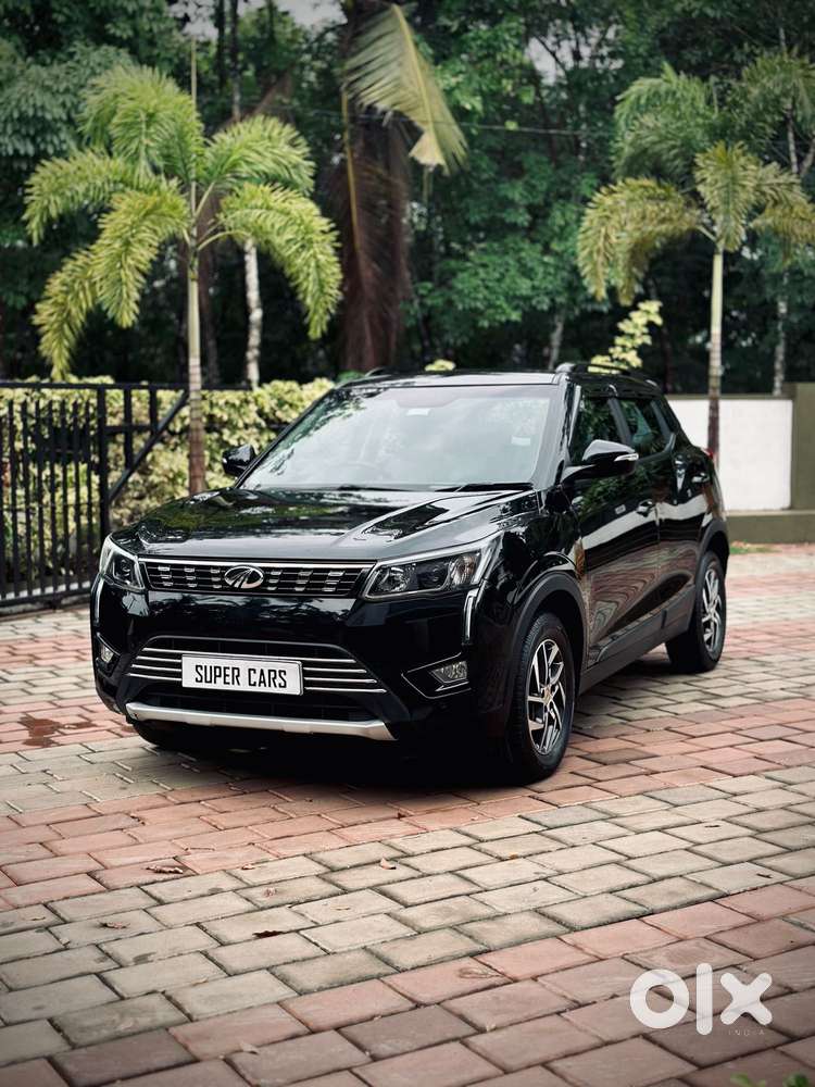 Mahindra Xuv300 W8 Option Diesel, 2022, Diesel