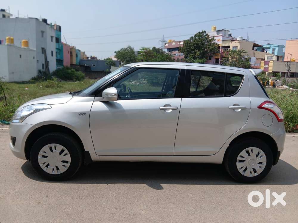 Maruti Suzuki Swift Vxi + Manual, 2013, Petrol