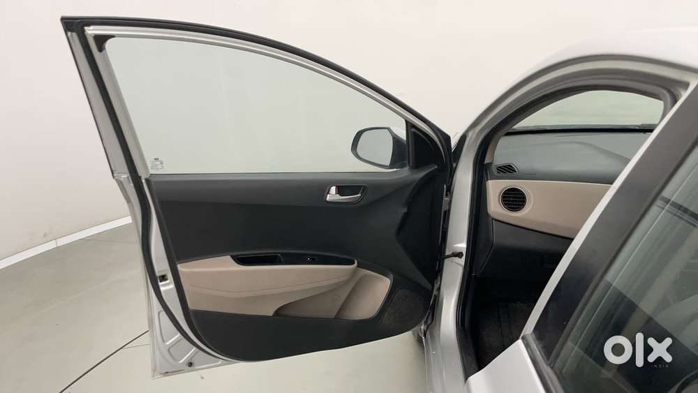 Hyundai Xcent 1.2 Vtvt Sx Option, 2015, Petrol