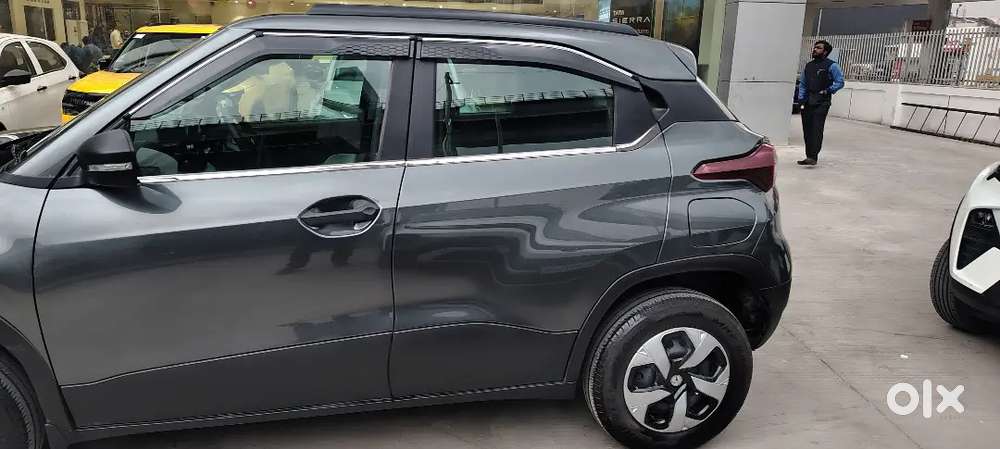 Tata Punch Pure Icng September-2025