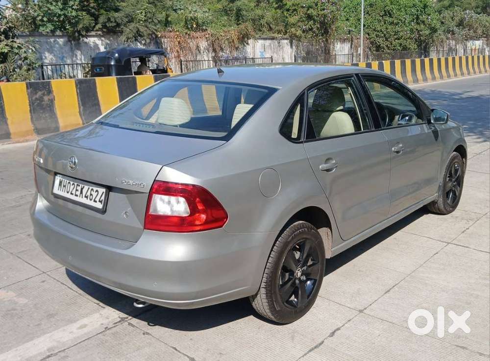 Skoda Rapid Elegance 1.6 Mpfi At, 2017, Petrol