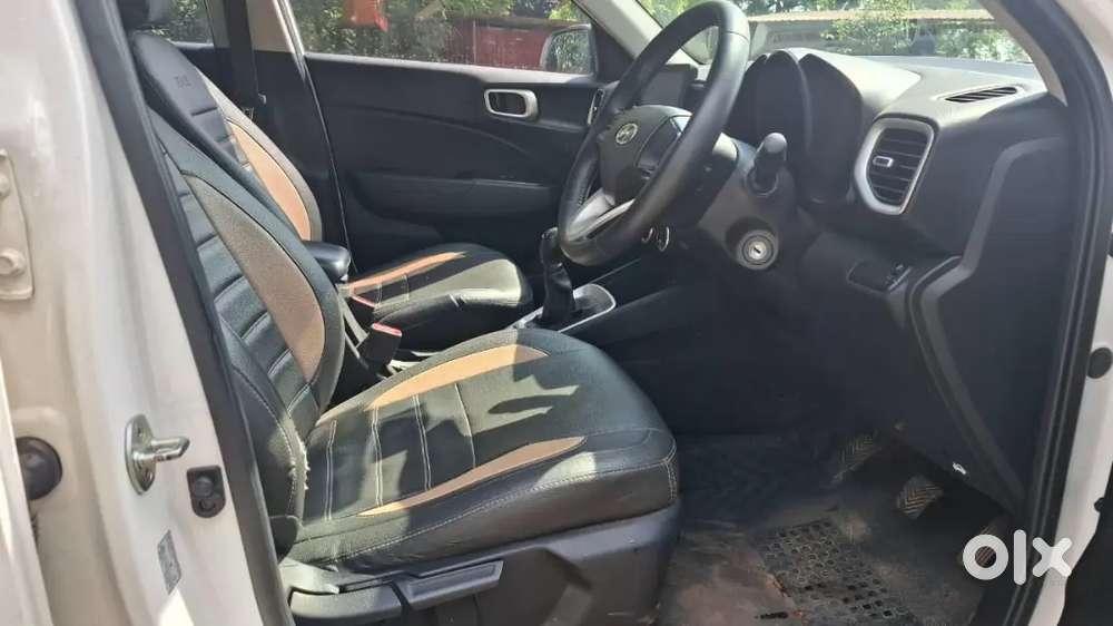 Hyundai Venue 2021 Petrol Well Maintained