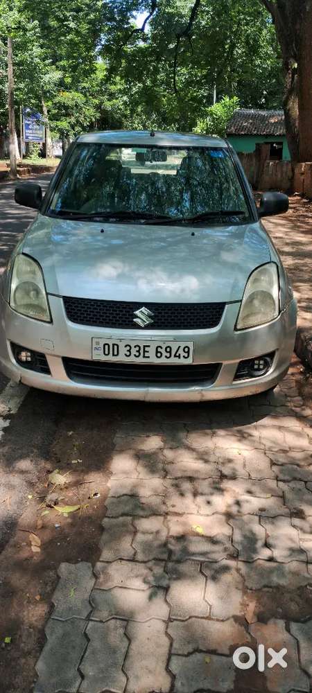 Maruti Suzuki Swift 2010 Petrol 77000 Km Driven