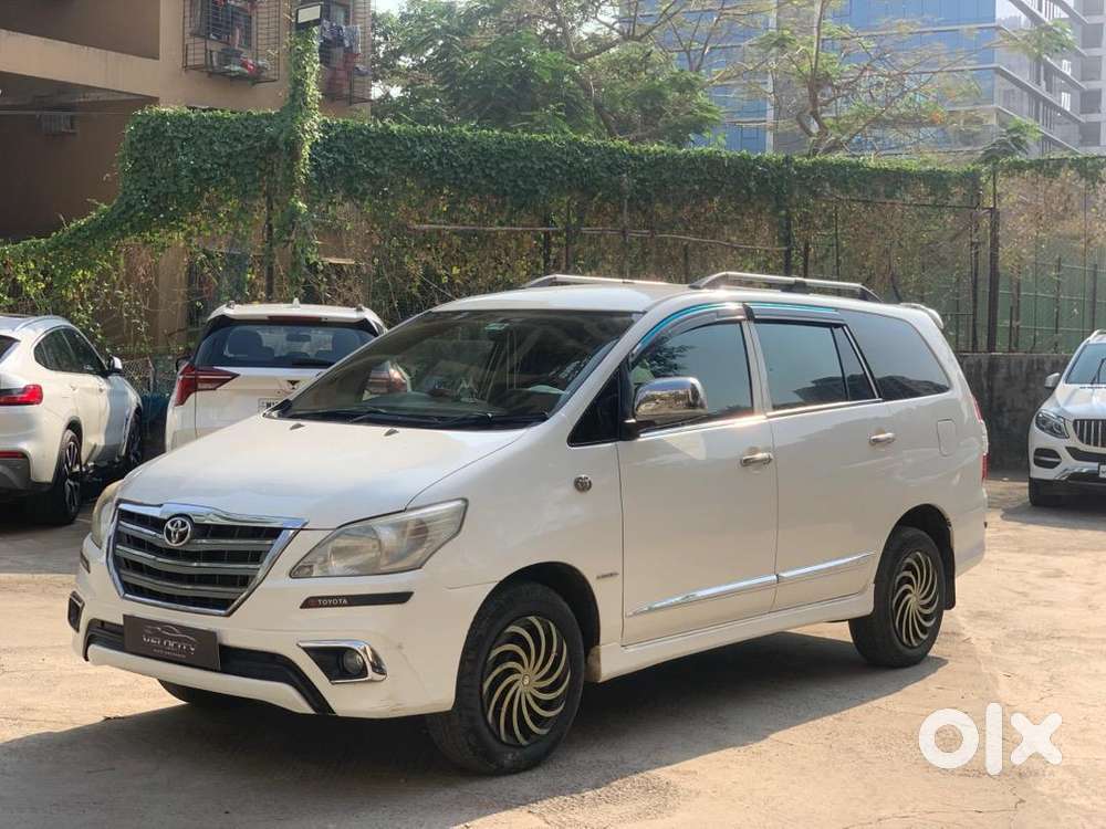 Toyota Innova 2015 Diesel Well Maintained