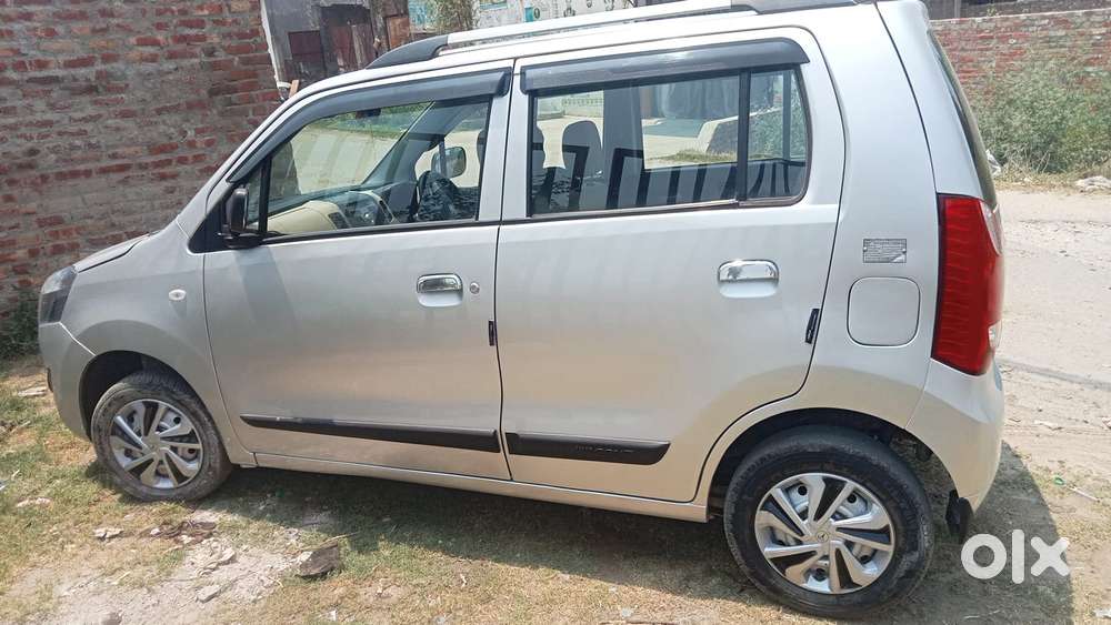 Maruti Suzuki Wagon R 1.0 Vxi Cng, 2017, Cng & Hybrids
