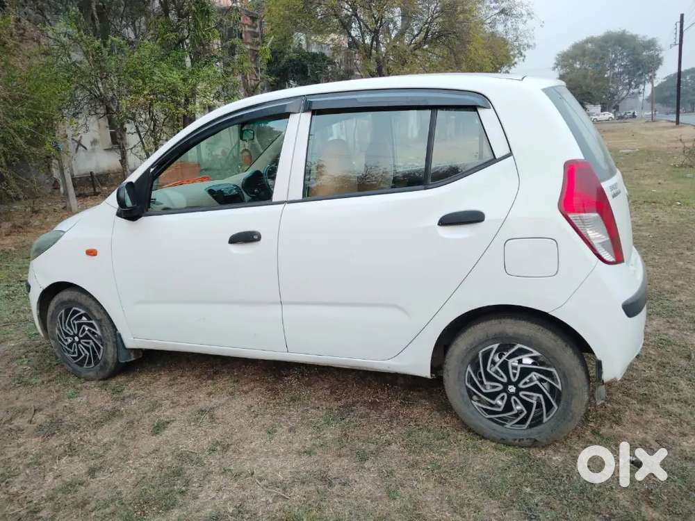 Hyundai I10 2009 Petrol 32000 Km Driven
