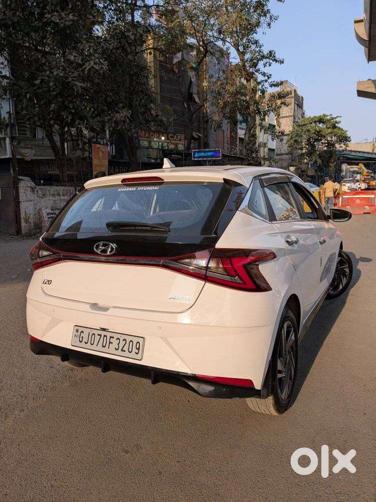 Hyundai New I20 1.2 Asta (o) Mt, 2023, Petrol