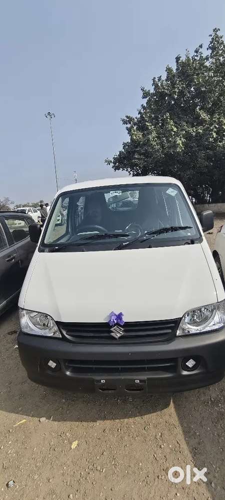 Maruti Suzuki Eeco 2026 Cng & Hybrids 210000 Km Driven