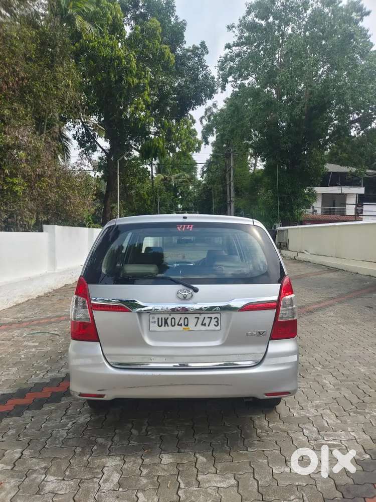 Innova V 2013