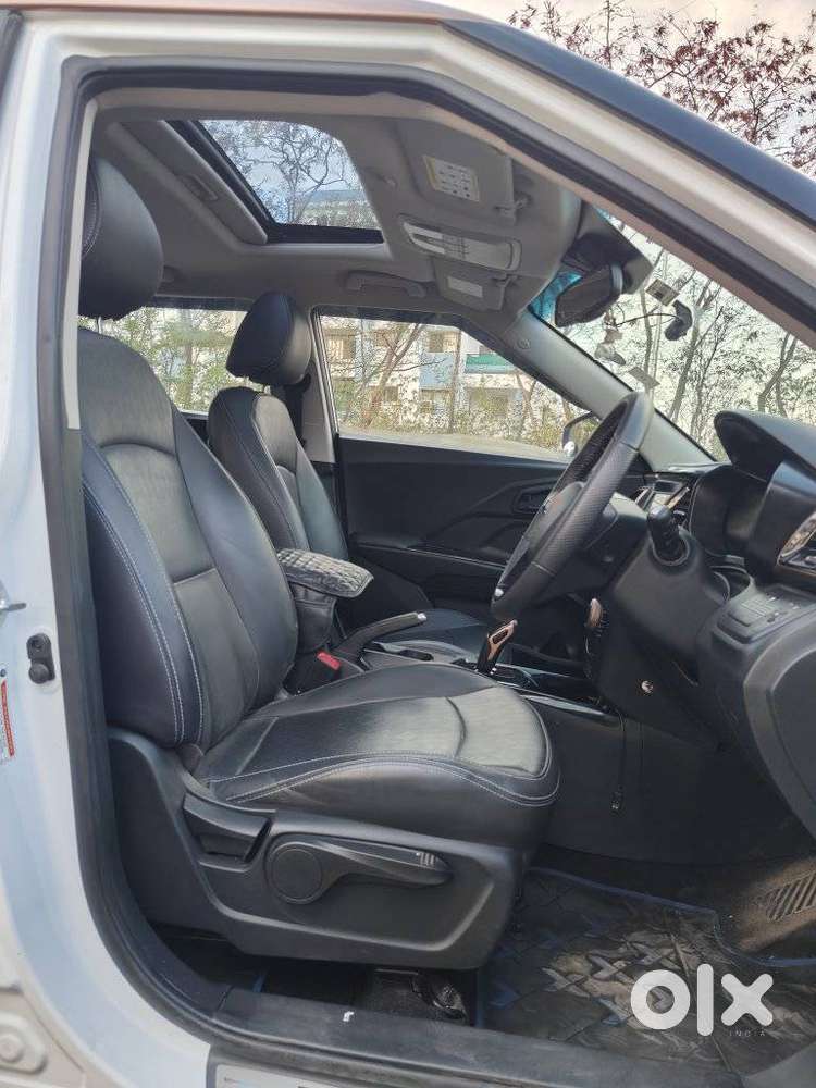 Mahindra Xuv400 Ev El Fast Charger, 2023, Electric
