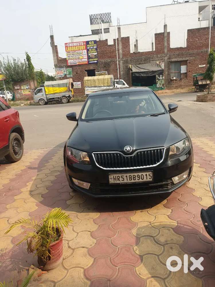 Skoda Octavia Ambition Petrol 2014