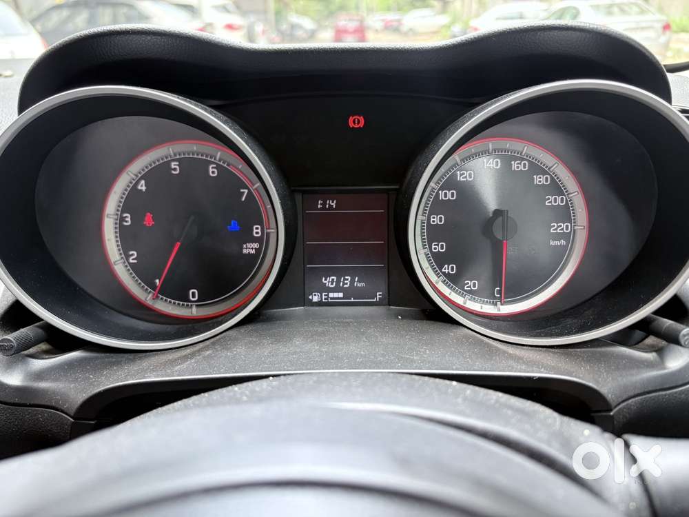 Maruti Suzuki Swift Vvt Vxi, 2021, Petrol