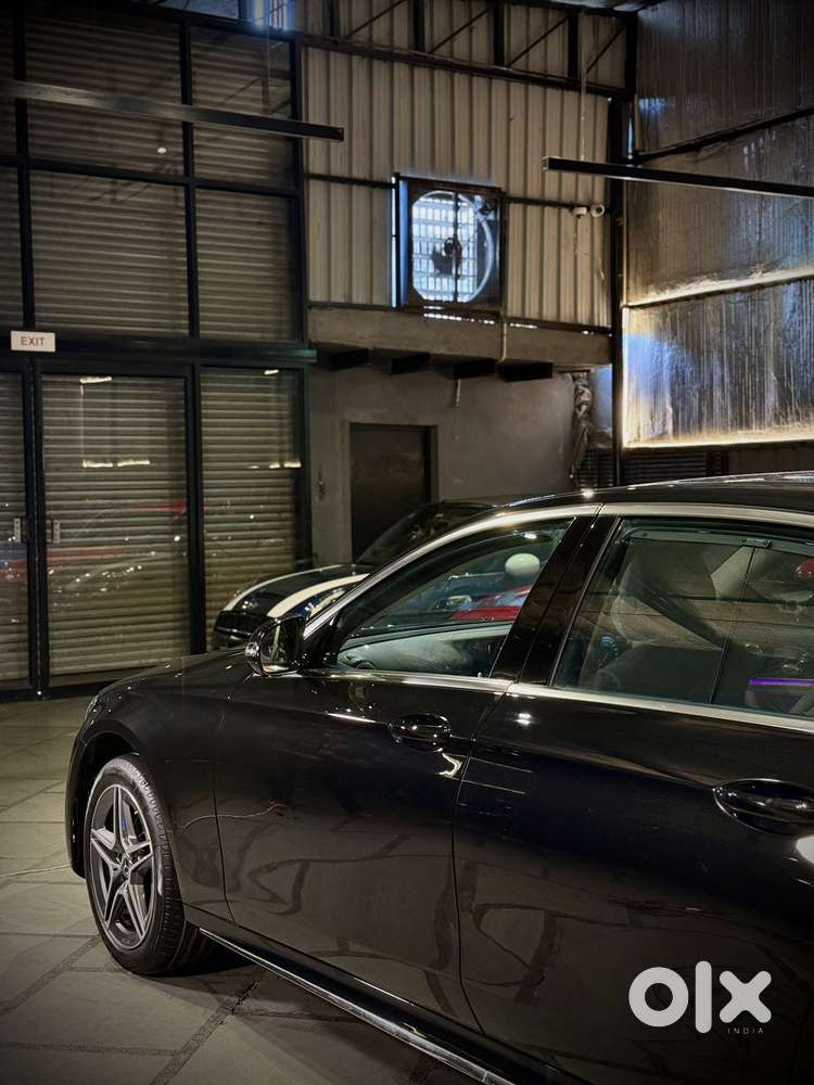 Mercedes-benz E-class E200 Lwb, 2023, Petrol