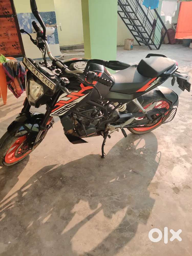 KTM DUKE 125, old look Motorcycles 1821419326