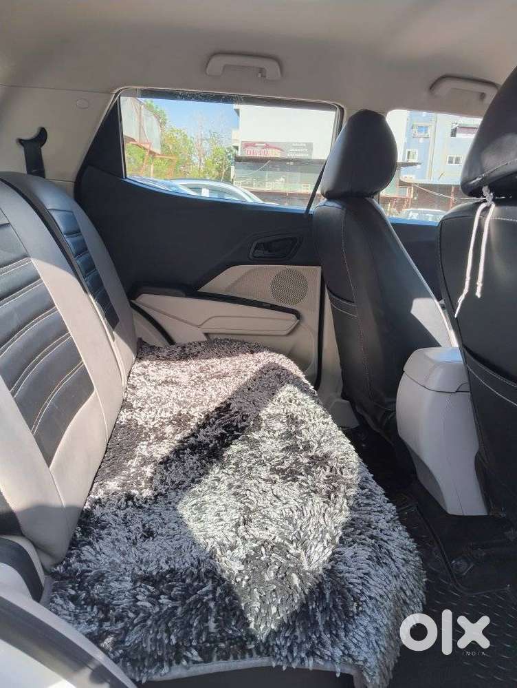 Mahindra Xuv 3xo Ax5 Ds Mt, 2021, Diesel