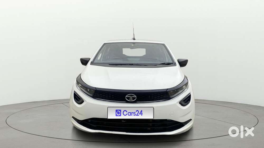 Tata Altroz 1.2 Xe, 2020, Petrol