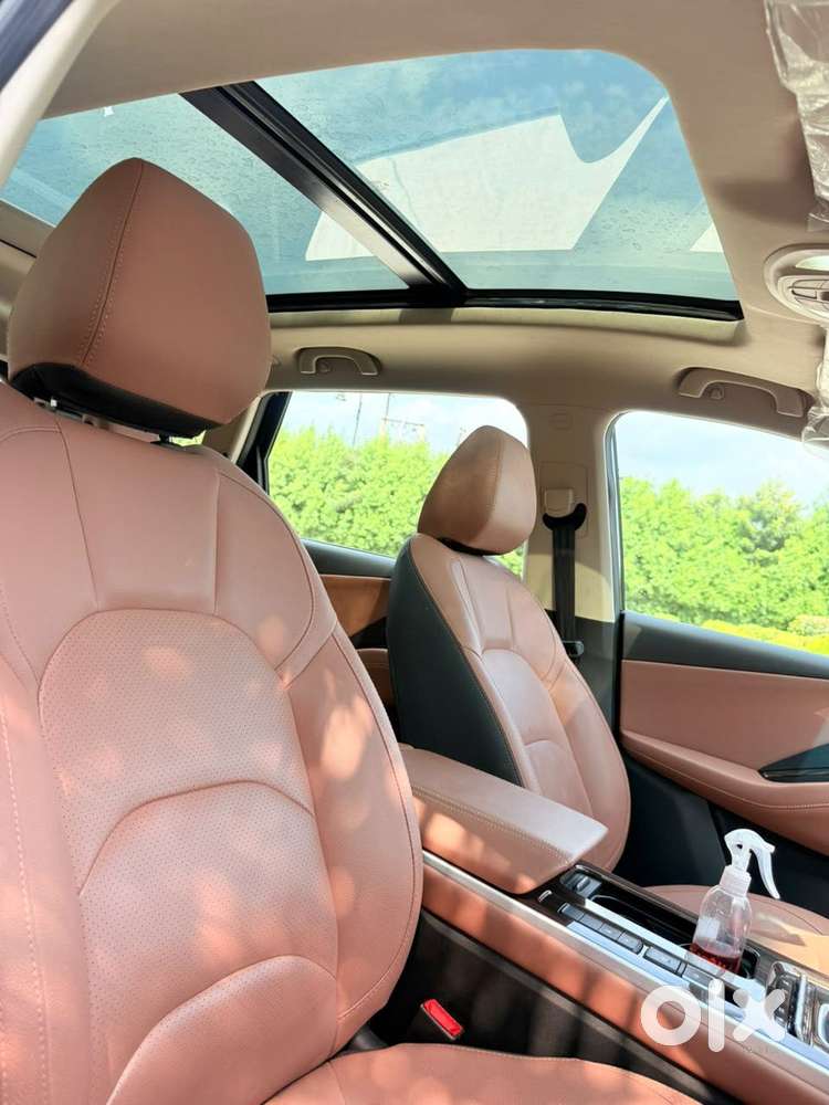 Mg Hector Plus Savvy Pro 1.5 Turbo Petrol Cvt 7 Str, 2024, Petrol