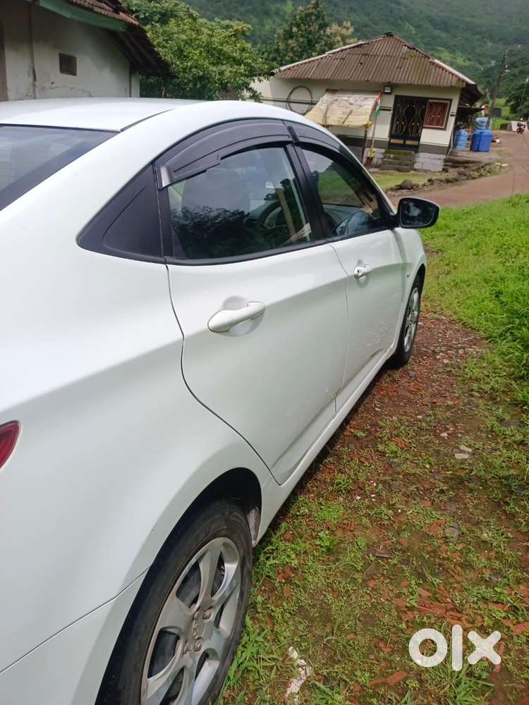 Hyundai Fluidic Verna 2013 Petrol Well Maintained