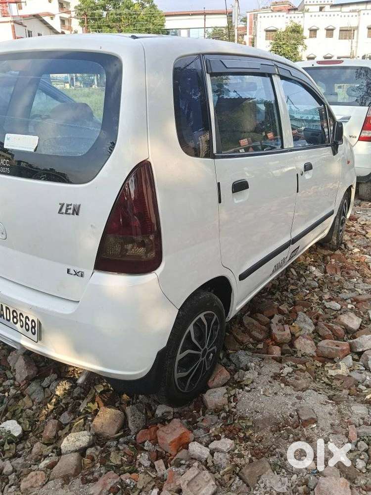 Maruti Suzuki Zen Estilo Lxi Bs Iv, 2010, Petrol