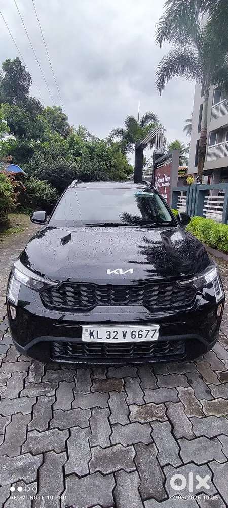 Kia Sonet Htk (o) 24900 Kms