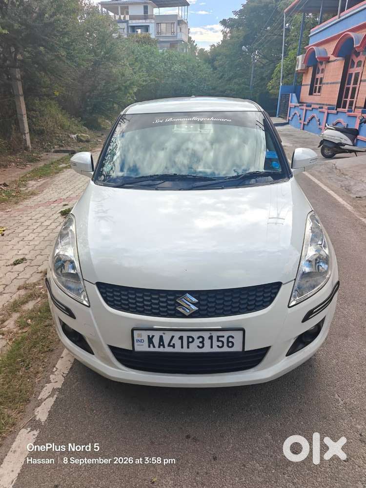 Maruti Suzuki Swift Vxi, 2012, Petrol