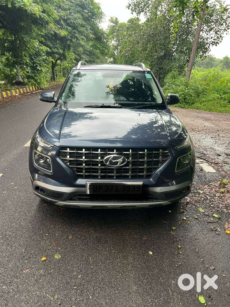 Hyundai Venue Petrol Manual 2019