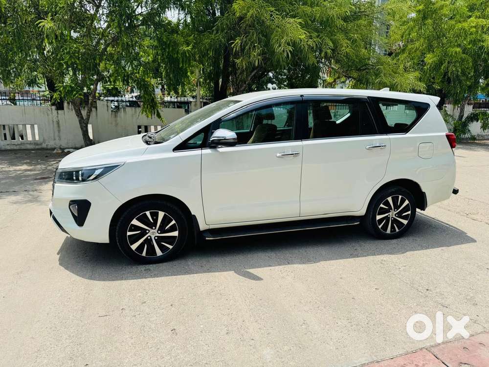 Toyota Innova Crysta Zx 2.4 Diesel 7 Seater, 2022, Diesel