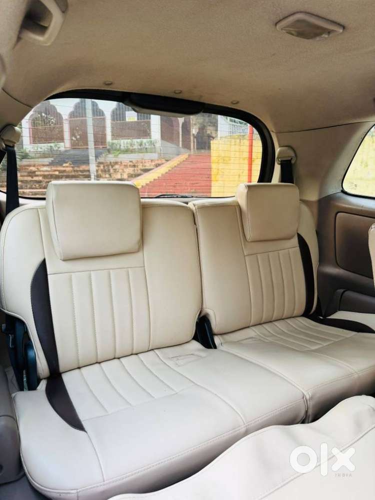 Toyota Innova 2.5 V 7 Str, 2015, Diesel