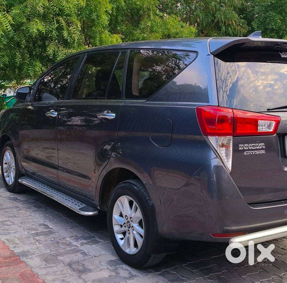 Toyota Innova Crysta 2.4 Z 7 Str, 2017, Diesel