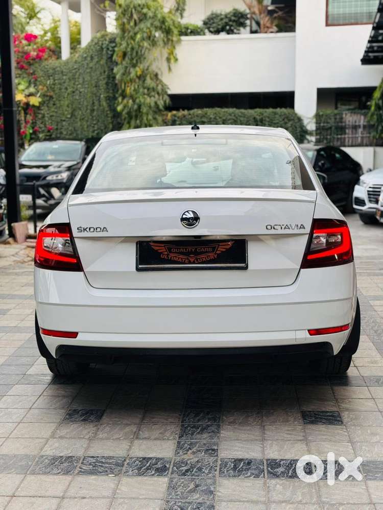 Skoda Octavia 1.8 Tsi At L K, 2018, Petrol