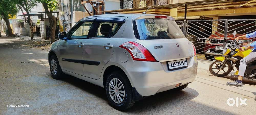 Maruti Suzuki Swift Vxi 1.2 Abs Bs-iv, 2011, Petrol