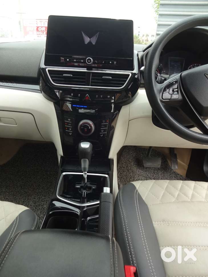 Mahindra Xuv 3xo Ax5 Ds Mt, 2024, Diesel