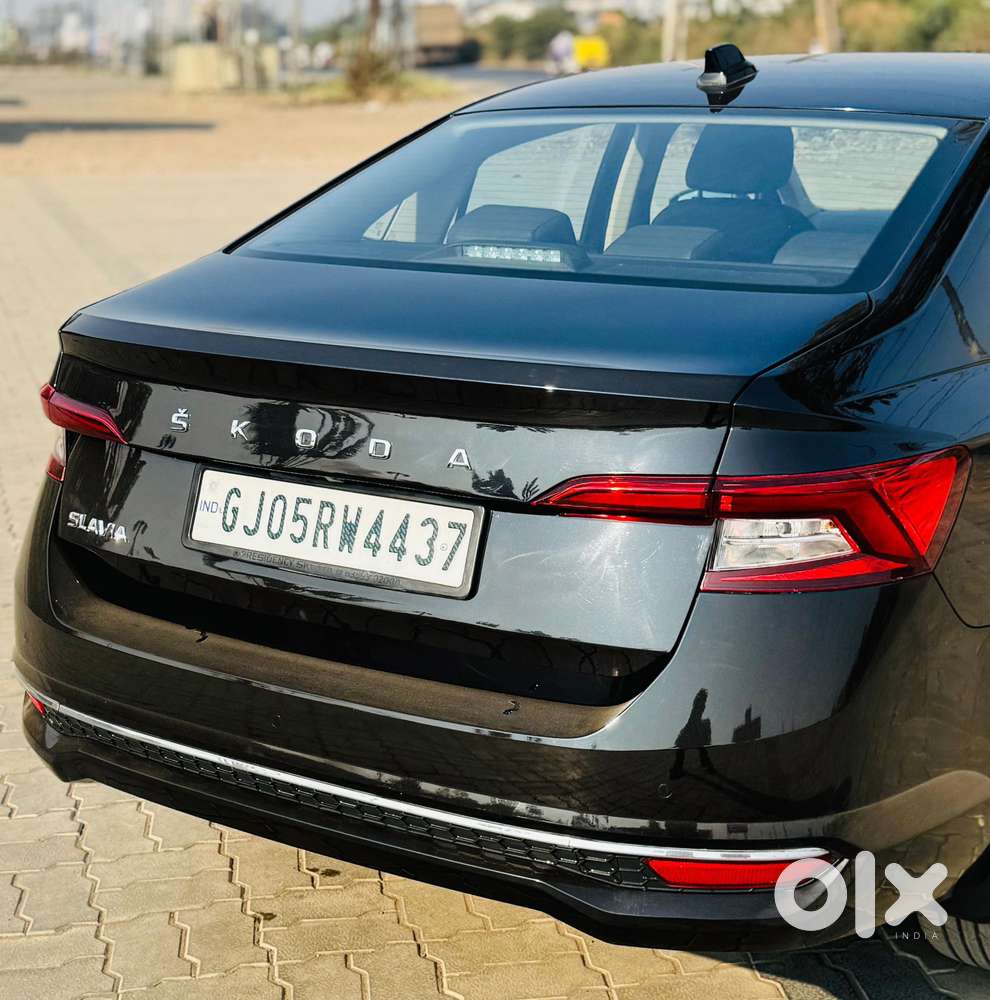 Skoda Slavia 1.0 Tsi Style At, 2024, Petrol