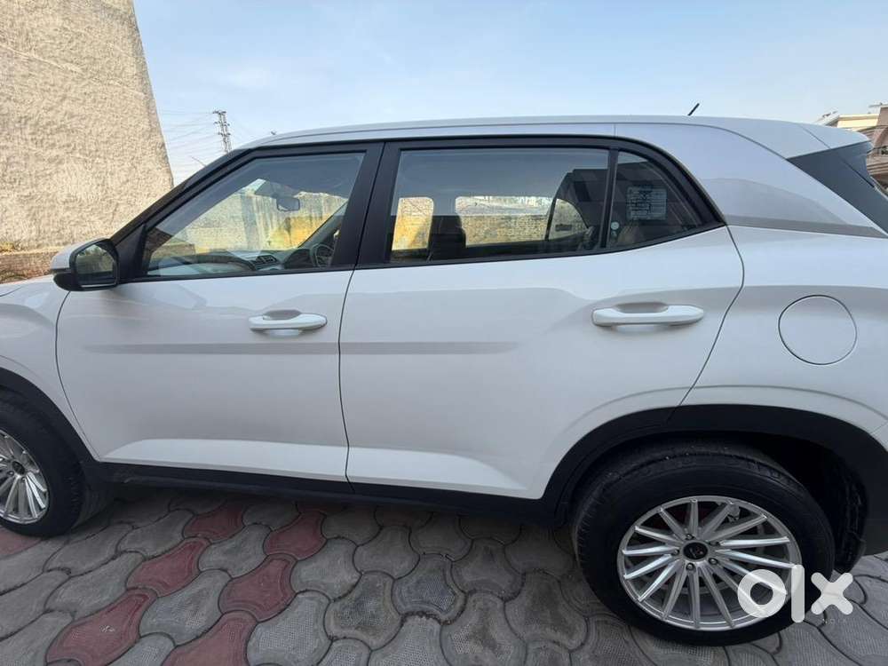 Doctor Hand Driven Car Brand New Car Gaddi Kise De Ghre Khdi Hai