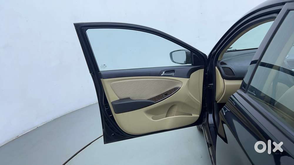 Hyundai Verna 1.6 Vtvt Sx, 2014, Petrol