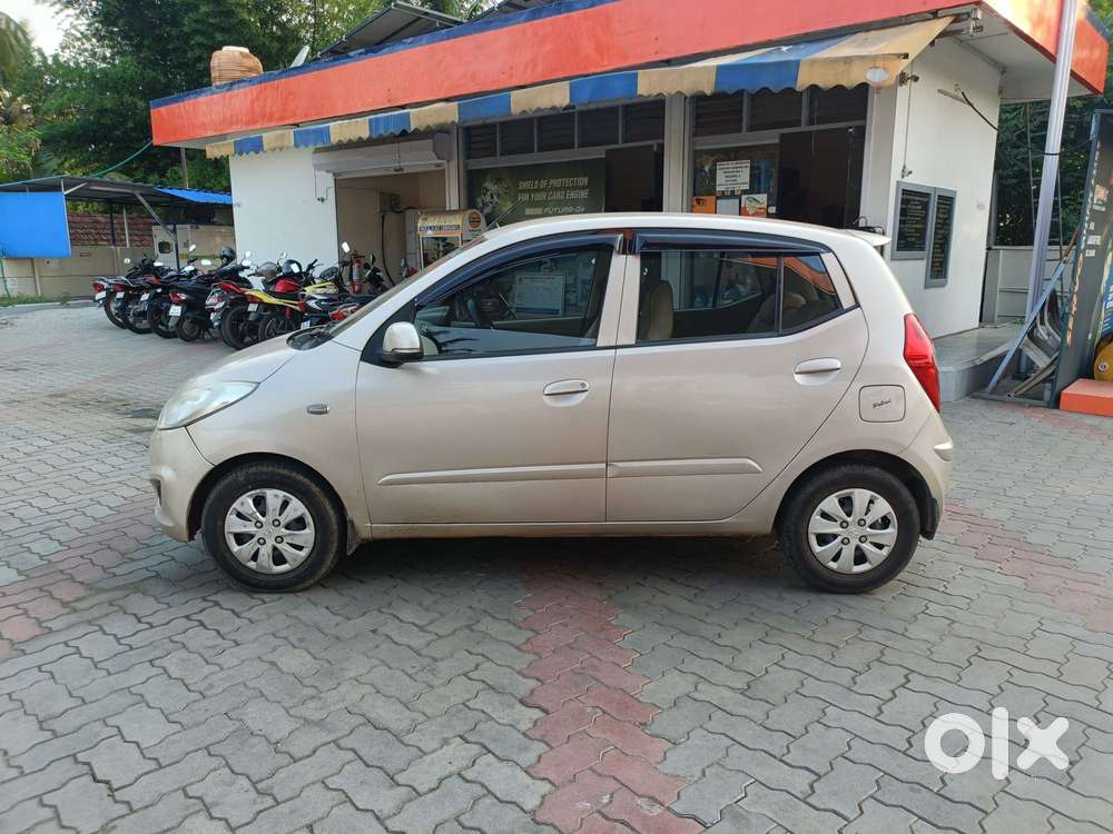 Hyundai I10 Sportz At, 2010, Petrol