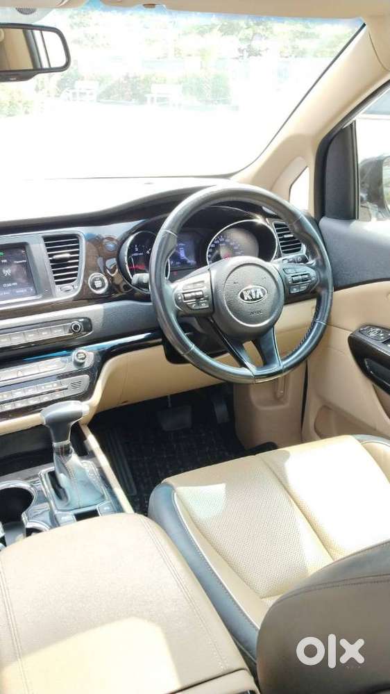 Kia Carnival Limousine, 2021, Diesel